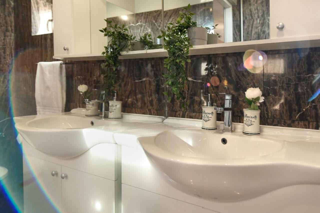 New - Elegant Duplex With Amazing View & Balcony - Homey Residence Βουκουρέστι Εξωτερικό φωτογραφία