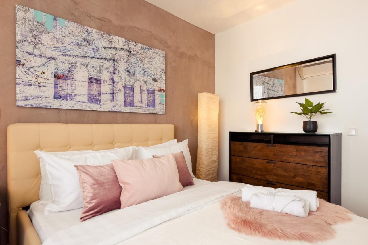 New - Elegant Duplex With Amazing View & Balcony - Homey Residence Βουκουρέστι Εξωτερικό φωτογραφία